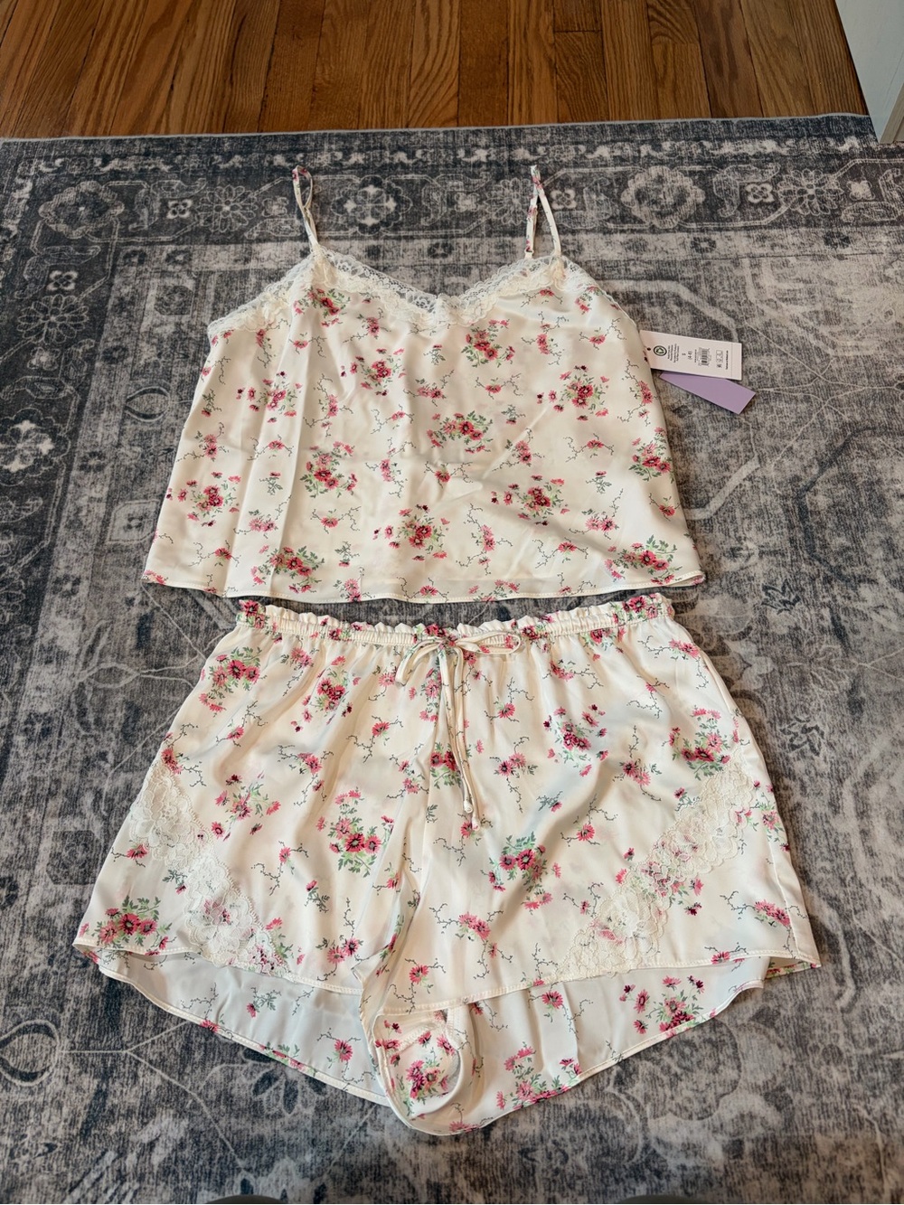 Women's Cream Floral Lace-Trim Camisole & Shorts Pajama Set
